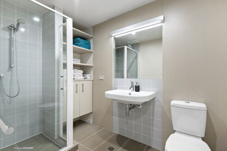 Photo of property in Monument Apartments, 4i/245 Wakefield Street, Te Aro, Wellington, 6011