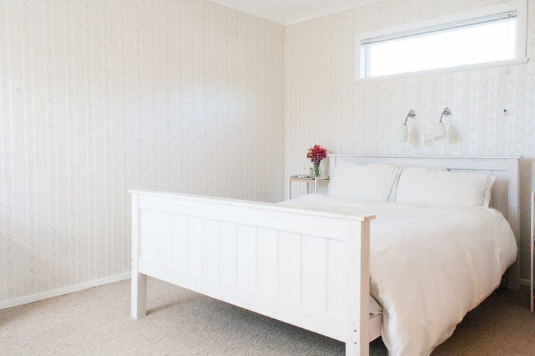 Photo of property in 31 Dowse Drive, Maungaraki, Lower Hutt, 5010