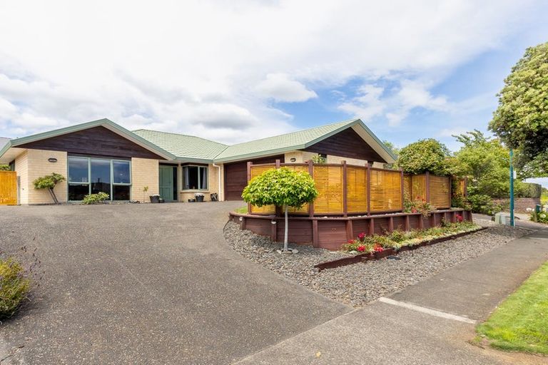 Photo of property in 159 Milne Drive, Paraparaumu, 5032