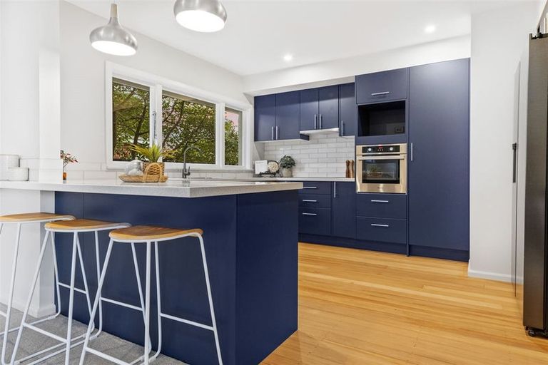 Photo of property in 39 Liverton Crescent, Bishopdale, Christchurch, 8053