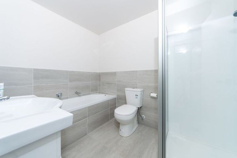 Photo of property in 200 Porchester Road, Takanini, 2112