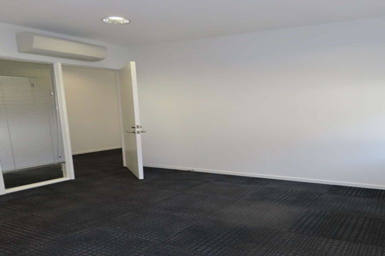 Photo of property in 184 Johns Road, Northwood, Christchurch, 8051