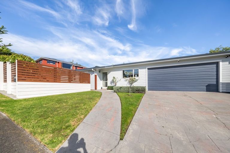 Photo of property in 10 Seymour Grove, Kingsley Heights, Upper Hutt, 5018