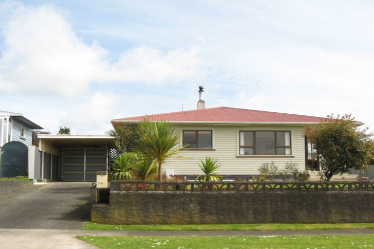 Photo of property in 26 Maire Street, Inglewood, 4330