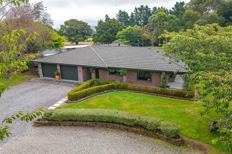 Photo of property in 71 Railway Road, Dalefield, Carterton, 5791