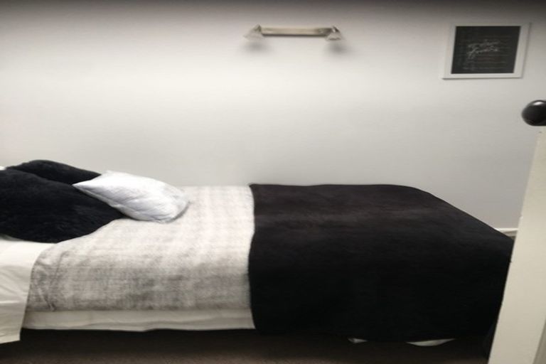 Photo of property in 229 Muritai Road, Eastbourne, Lower Hutt, 5013