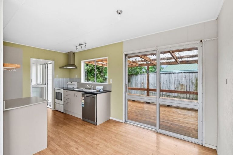 Photo of property in 33 Rimu Street, Levin, 5510