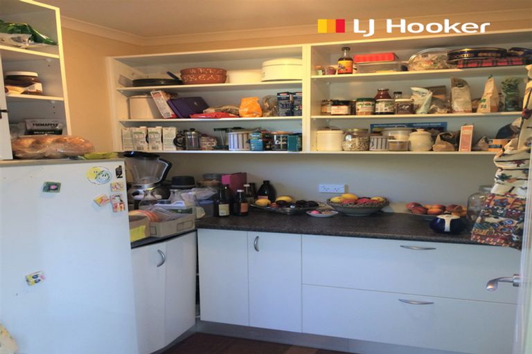 Photo of property in 12 Kilgour Street, Waihola, Milton, 9073