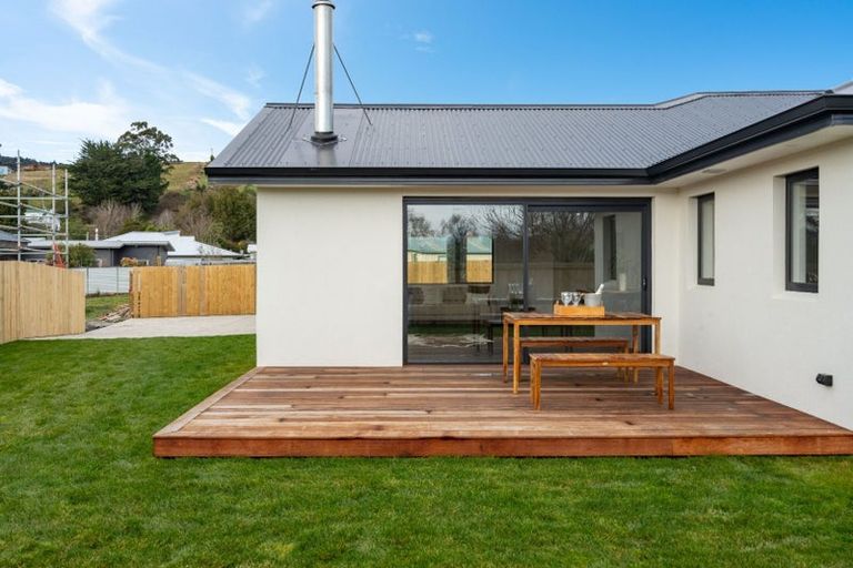 Photo of property in 2a Margate Street, Waihola, Milton, 9073