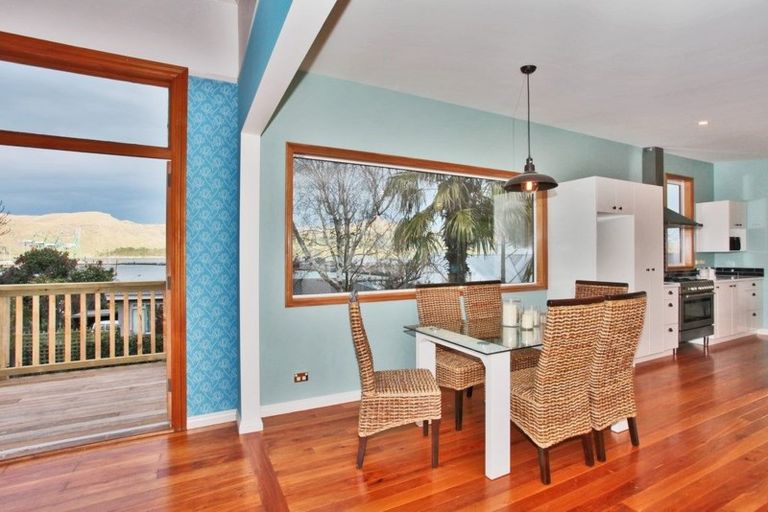 Photo of property in 5 Voelas Road, Lyttelton, 8082