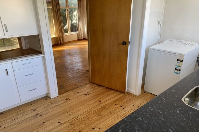 Photo of property in 6b Empire Road, Orewa, 0931