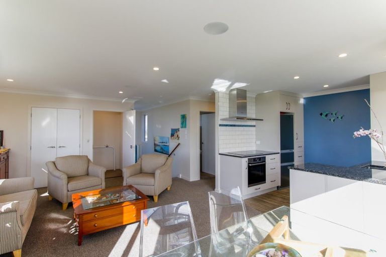 Photo of property in 6 Marine Parade South, Foxton Beach, Foxton, 4815