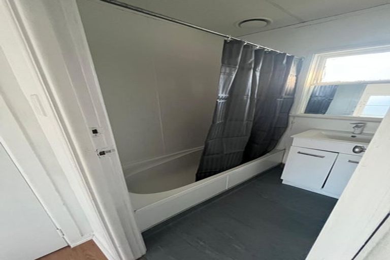 Photo of property in 1/11 Hooker Place, Papatoetoe, Auckland, 2025