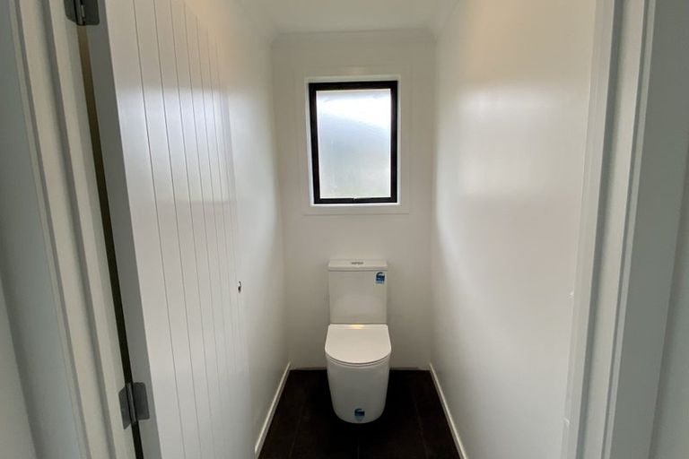 Photo of property in 19 Tahuna Minhinnick Drive, Glenbrook, Waiuku, 2681