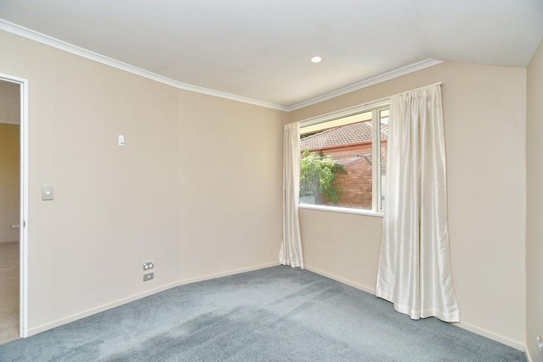 Photo of property in 142a Brookside Terrace, Bryndwr, Christchurch, 8053