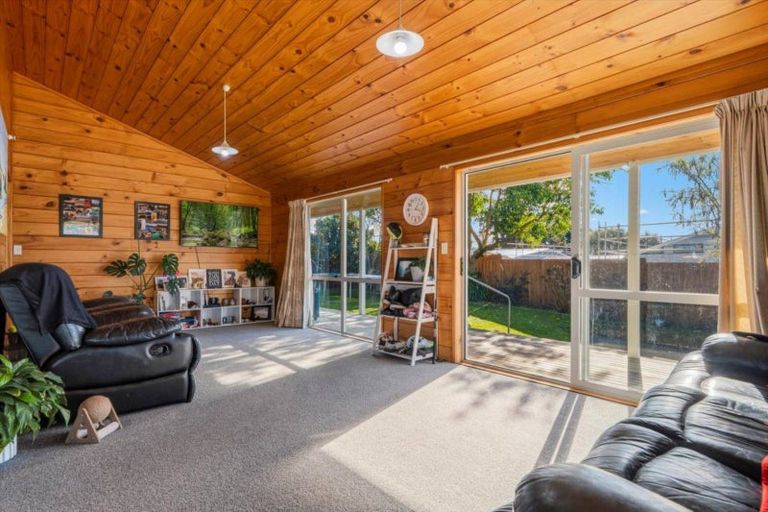 Photo of property in 19 Princess Street, Te Puke, 3119