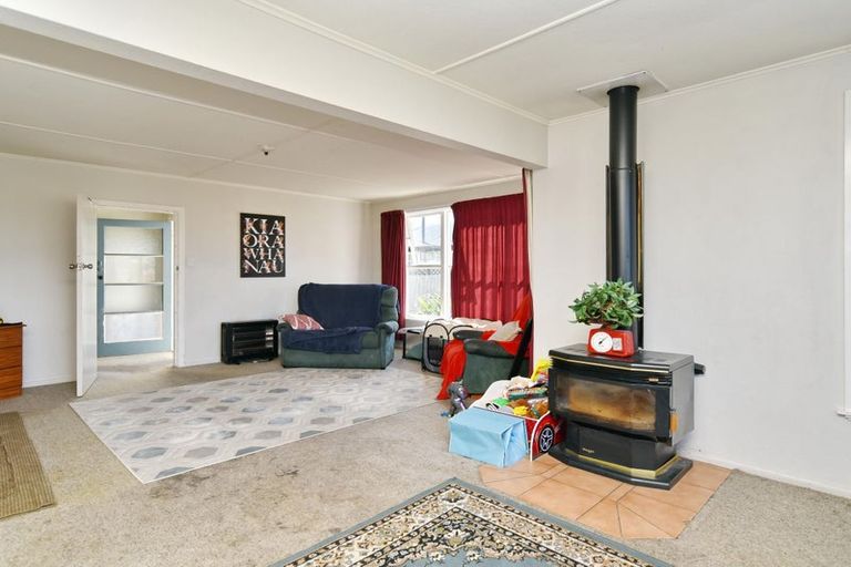 Photo of property in 43 Uxbridge Street, Redwood, Christchurch, 8051