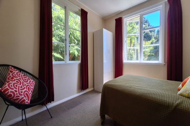 Photo of property in 9 Main Rd Ngakawau, Ngakawau, 7824