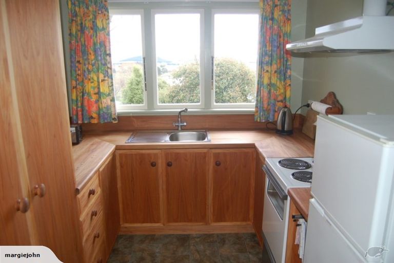 Photo of property in 2a Spiers Street, Kakanui, Oamaru, 9495