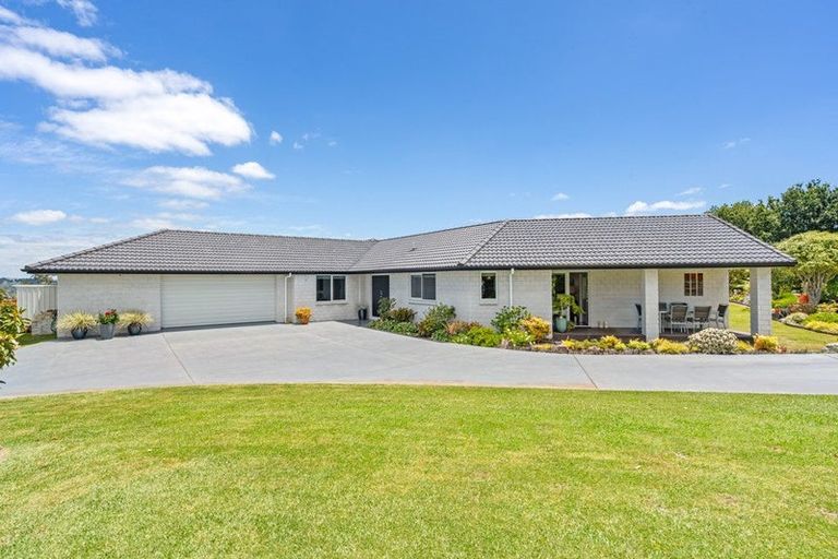 Photo of property in 9 Summerfield Way, Parahaki, Whangarei, 0112