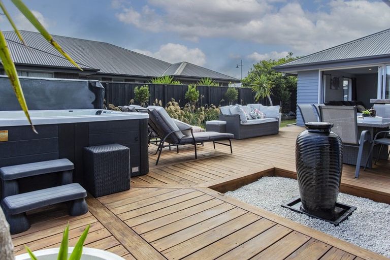 Photo of property in 31 Tahuna Street, Pegasus, 7612