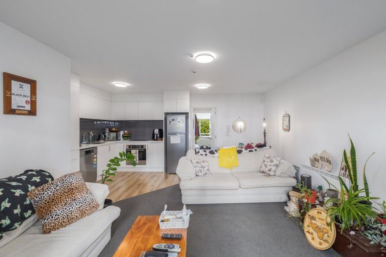 Photo of property in Amuri Park Apartments, 28/280 Bealey Avenue, Christchurch Central, Christchurch, 8013