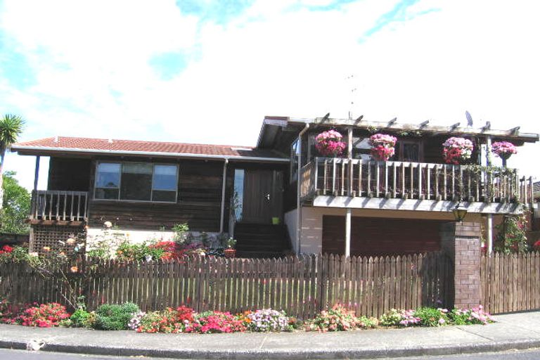 Photo of property in 22 Moorgreen Heights, Torbay, Auckland, 0630