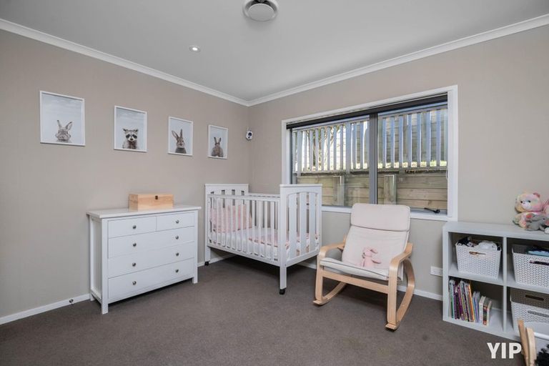 Photo of property in 21 Bickerton Rise, Churton Park, Wellington, 6037