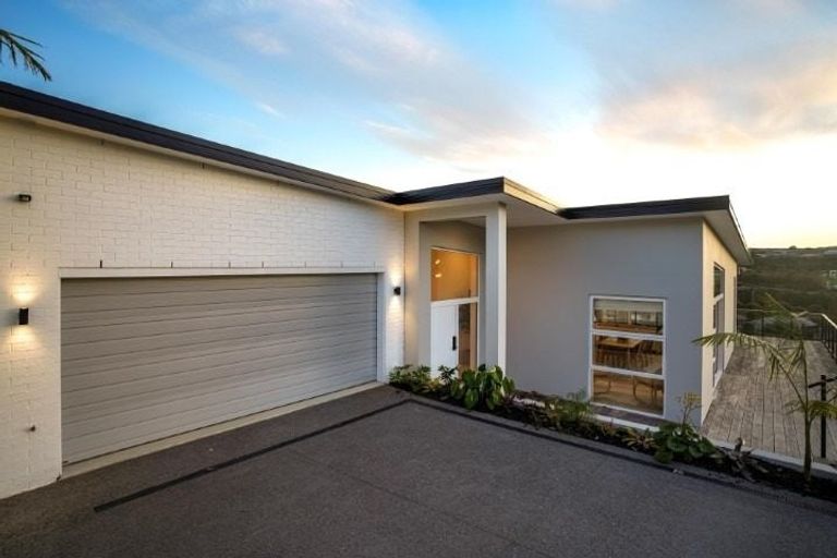 Photo of property in 15 Gyle Place, Pyes Pa, Tauranga, 3112