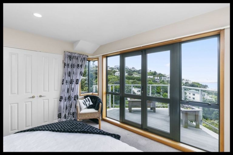 Photo of property in 15a Waru Street, Khandallah, Wellington, 6035