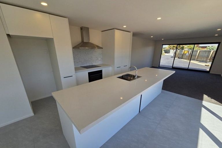 Photo of property in 2/26a Larch Place, Casebrook, Christchurch, 8051