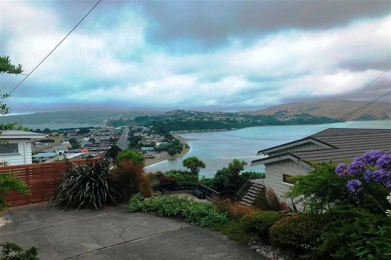 Photo of property in 58 Kiriwai Road, Paremata, Porirua, 5024