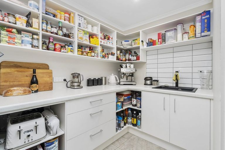 Photo of property in 32 Macdonald Heights, Feilding, 4702