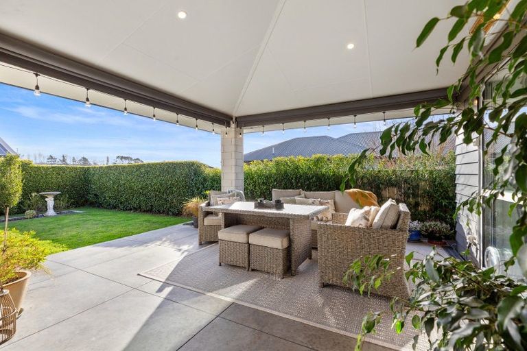 Photo of property in 97 Puhirake Crescent, Pyes Pa, Tauranga, 3112