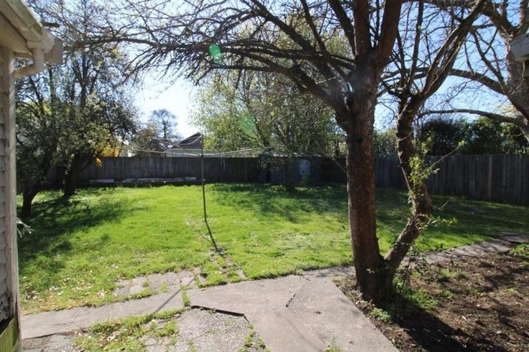Photo of property in 30 Bateman Avenue, Bryndwr, Christchurch, 8053