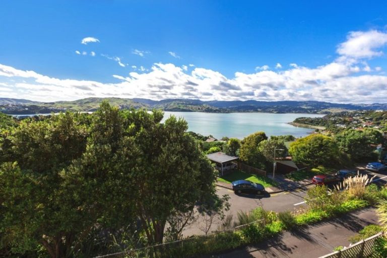Photo of property in 7 Kenef Road, Paremata, Porirua, 5024