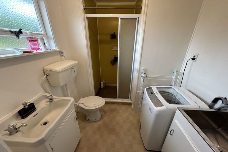 Photo of property in 21 Gilliam Street, New Lynn, Auckland, 0600