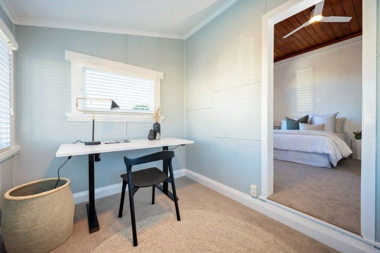 Photo of property in 9 Kinross White Street, Napier South, Napier, 4110