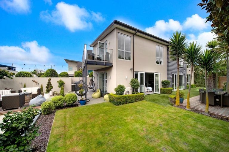 Photo of property in 83 Aston Drive, Waimairi Beach, Christchurch, 8083