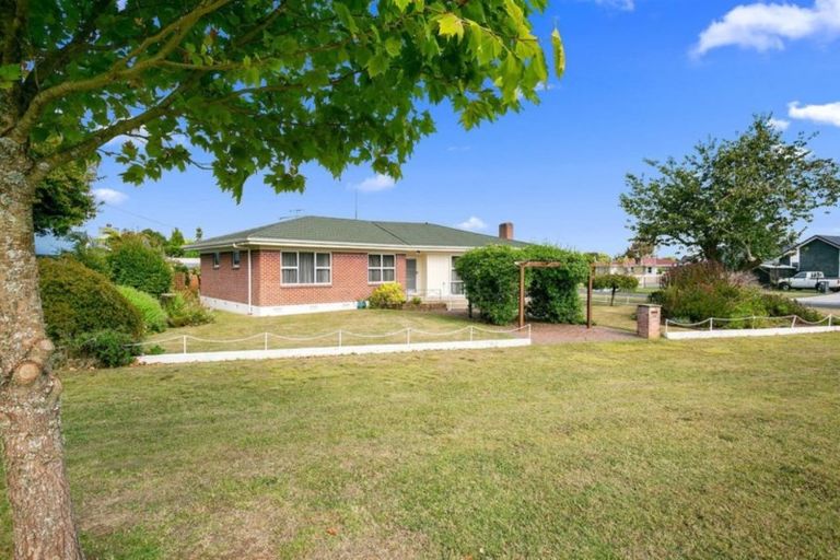 Photo of property in 46 Hall Street, Cambridge, 3434