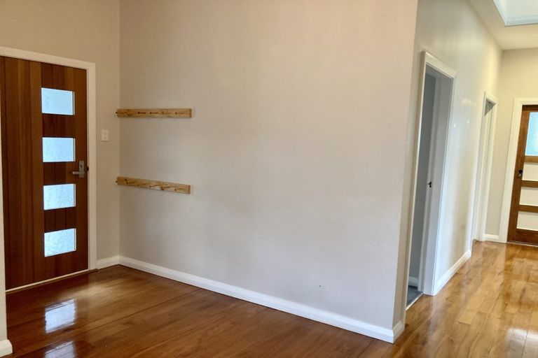 Photo of property in 11 Bankot Crescent, Ngaio, Wellington, 6035