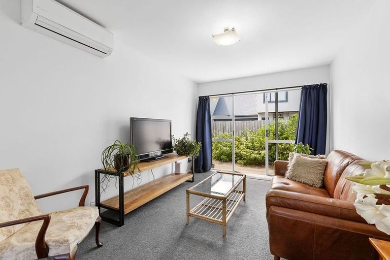 Photo of property in 2/94 Wainui Street, Riccarton, Christchurch, 8041