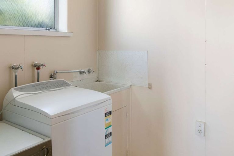 Photo of property in 10 Lewis Street, Gore, 9710