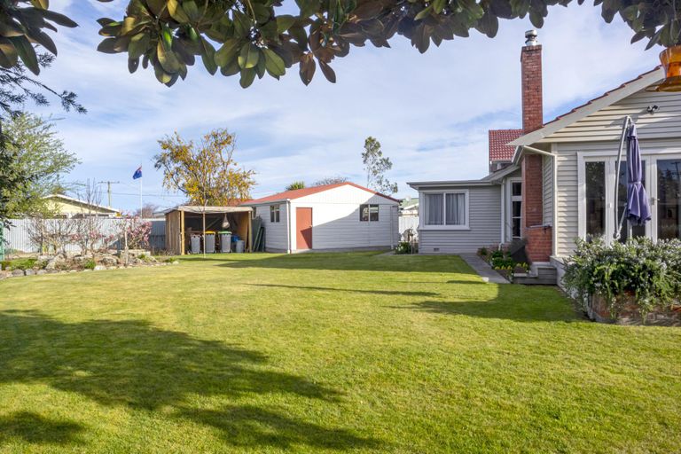 Photo of property in 12a Connolly Street, Boulcott, Lower Hutt, 5010