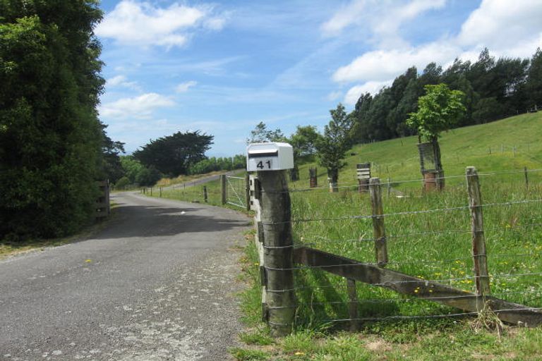 Photo of property in 41 Tiraumea Road, Pahiatua, 4981