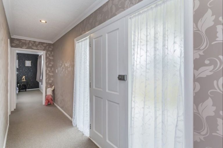 Photo of property in 23 Cornwall Street, Levin, 5510