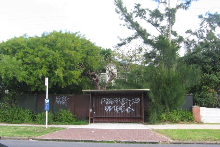 Photo of property in 51a Glendale Road, Glen Eden, Auckland, 0602