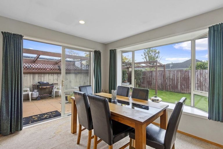 Photo of property in 5a Greenwood Close, Mairehau, Christchurch, 8013