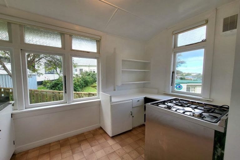 Photo of property in 1/28 Ribble Street, Island Bay, Wellington, 6023