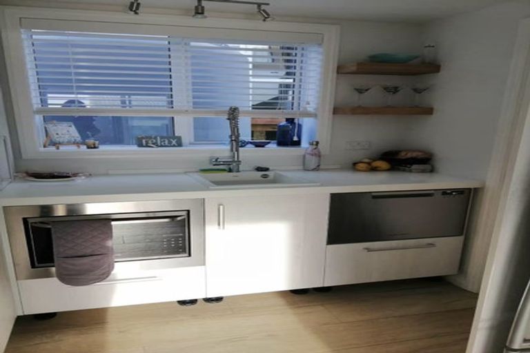 Photo of property in 75 Richmond Road, Pohara, Takaka, 7183